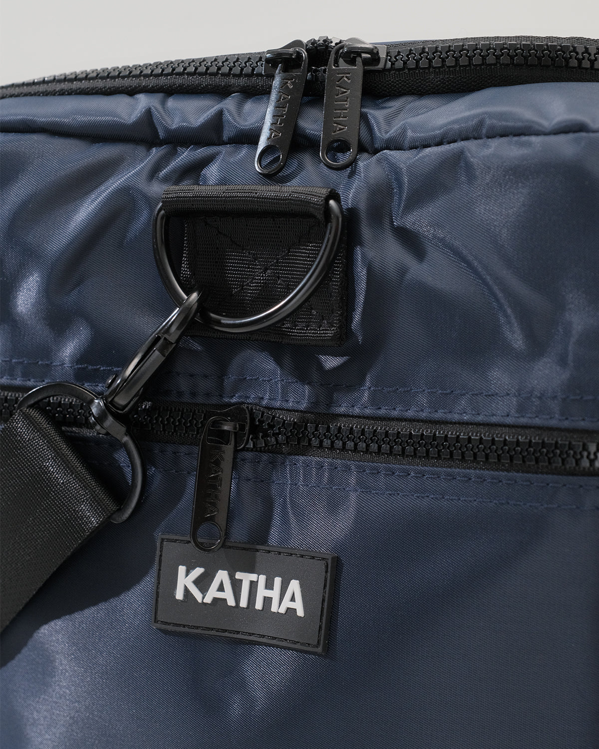Katha Duffle v4 'Narwhal'